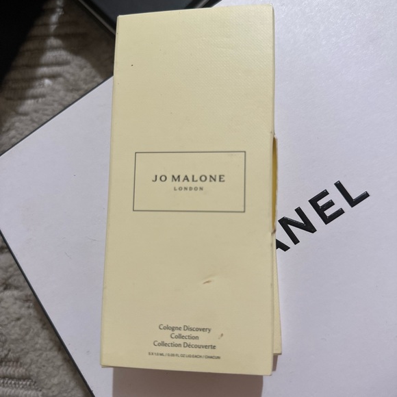 Chloe .. JO - Picture 3 of 3